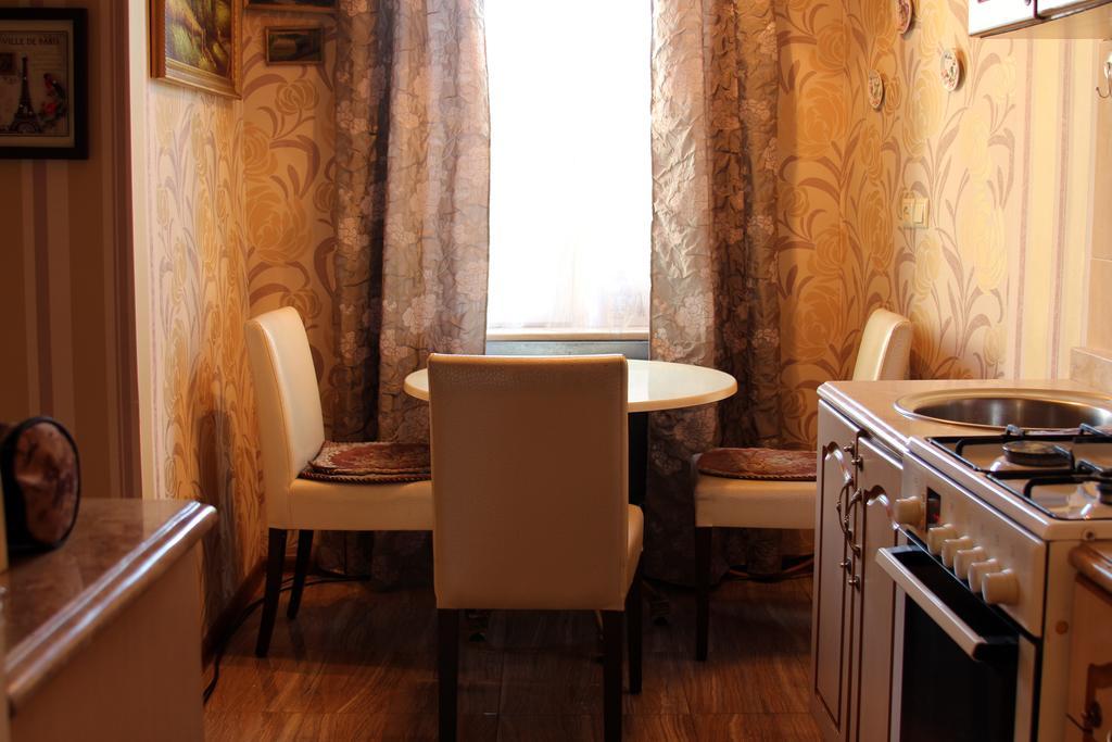 Guesthouse Panorama クタイシ エクステリア 写真