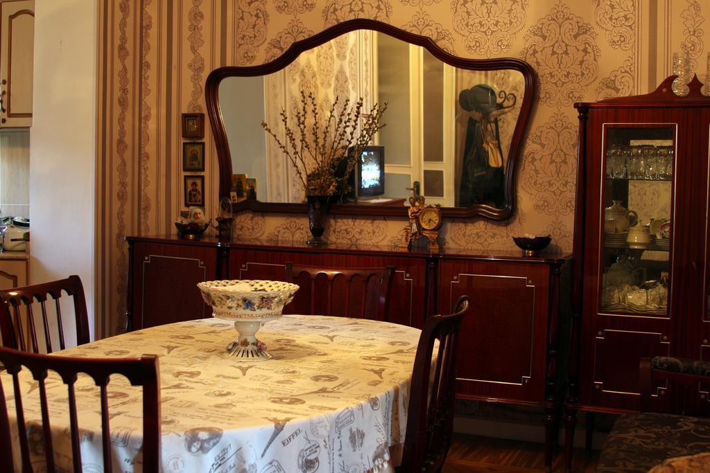 Guesthouse Panorama クタイシ エクステリア 写真
