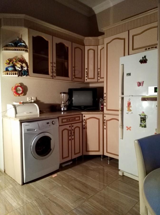 Guesthouse Panorama クタイシ エクステリア 写真